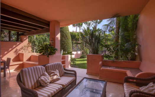 4 bedrooms Townhouse in Nueva Andalucia