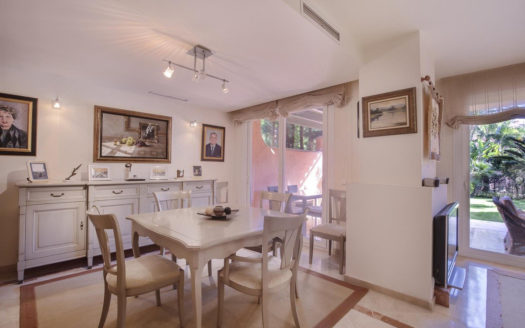 4 bedrooms Townhouse in Nueva Andalucia