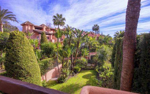 4 bedrooms Townhouse in Nueva Andalucia