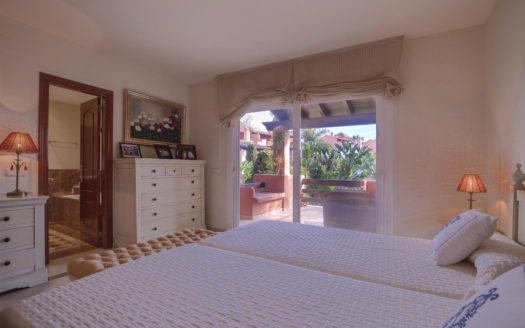 4 bedrooms Townhouse in Nueva Andalucia