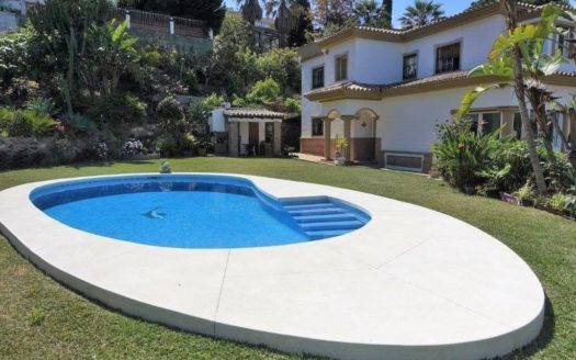 4 bedrooms Villa in Nueva Andalucia