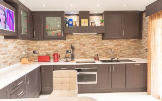 Apartamento de 3 dormitorios en Benahavis