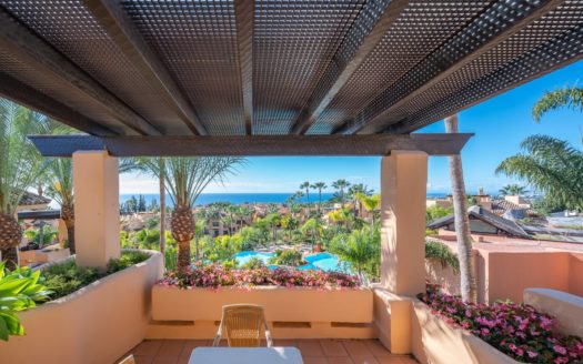 2 bedrooms Penthouse in Mansion Club