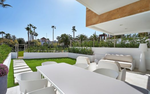 3 bedrooms Townhouse in Lagomar