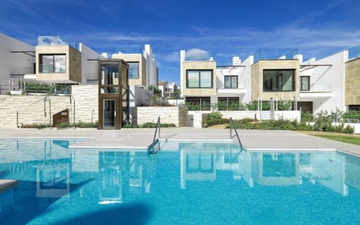 3 bedrooms Townhouse in Lagomar