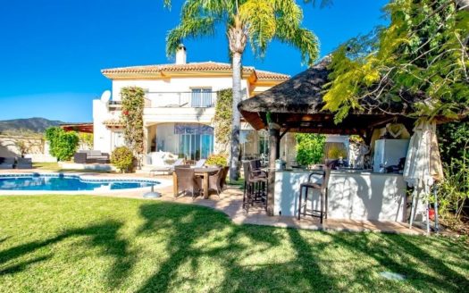 4 bedrooms Villa in Las Lomas de Elviria