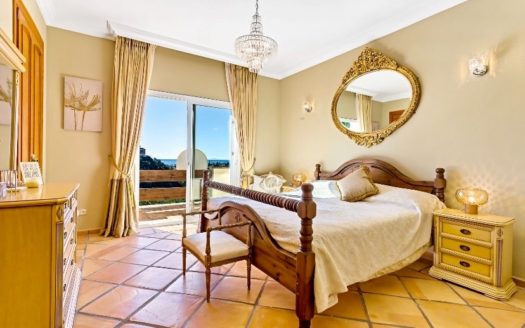 4 bedrooms Villa in Las Lomas de Elviria