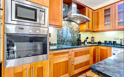 4 bedrooms Villa in Las Lomas de Elviria