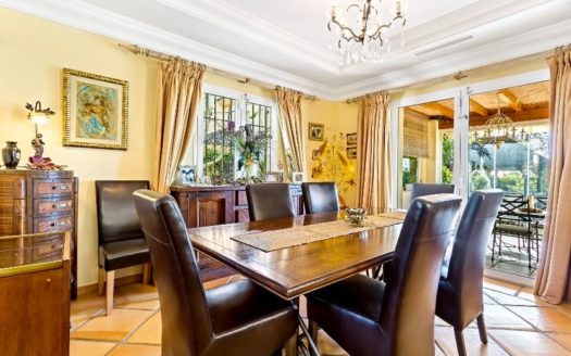 4 bedrooms Villa in Las Lomas de Elviria