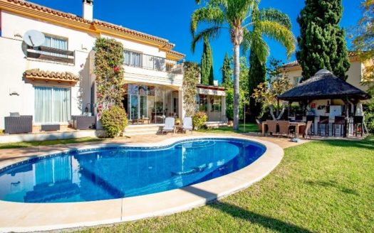 4 bedrooms Villa in Las Lomas de Elviria