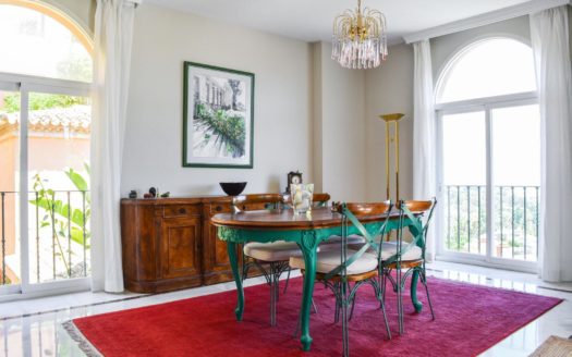 Apartamento de 2 dormitorios en Nueva Andalucia