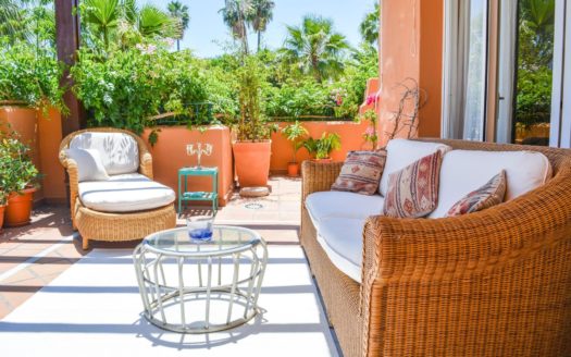 Apartamento de 2 dormitorios en Nueva Andalucia