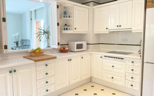 Apartamento de 2 dormitorios en Nueva Andalucia