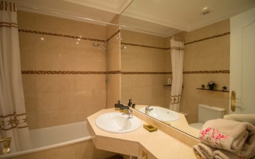 Apartamento de 2 dormitorios en Las Terrazas de Banús