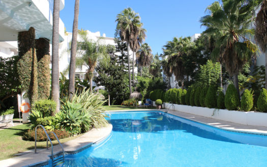 Apartamento de 3 dormitorios en Marbella Real