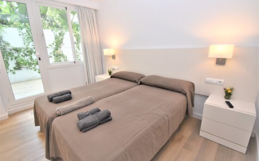 Apartamento de 3 dormitorios en Marbella Real