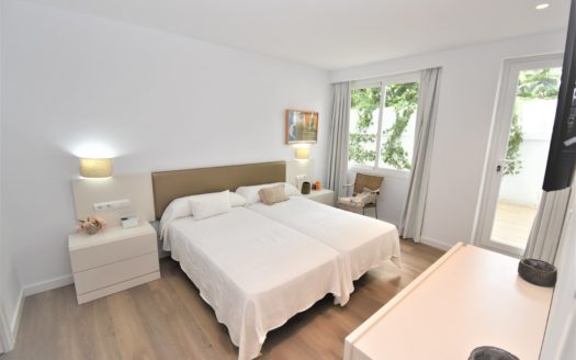 Apartamento de 3 dormitorios en Marbella Real