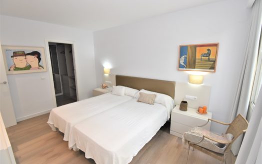 Apartamento de 3 dormitorios en Marbella Real