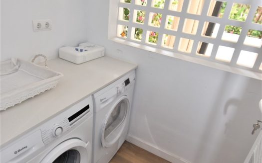 Apartamento de 3 dormitorios en Marbella Real