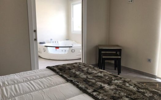 Villa de 6 dormitorios en Lagomar