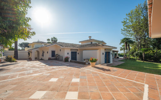 Villa de 10 dormitorios en Rocio de Nagüeles