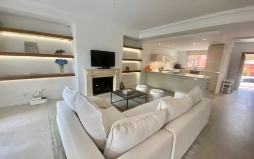 Adosado de 4 dormitorios en La Alzambra