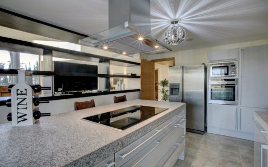 5 bedrooms Villa in Selwo