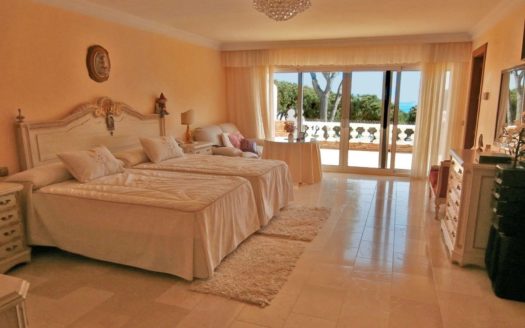 Villa de 4 dormitorios en Cabopino