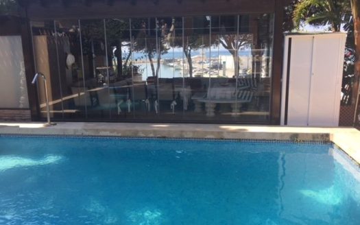 Villa de 4 dormitorios en Cabopino