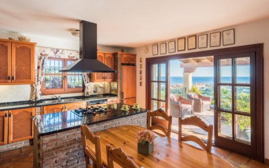 4 bedrooms Villa in Nueva Milla de Oro