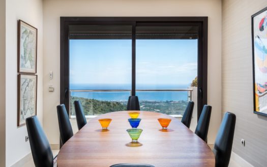 3 bedrooms Penthouse in Samara Resort Marbella