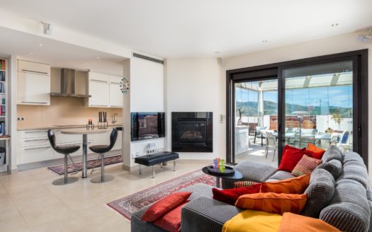 3 bedrooms Penthouse in Samara Resort Marbella