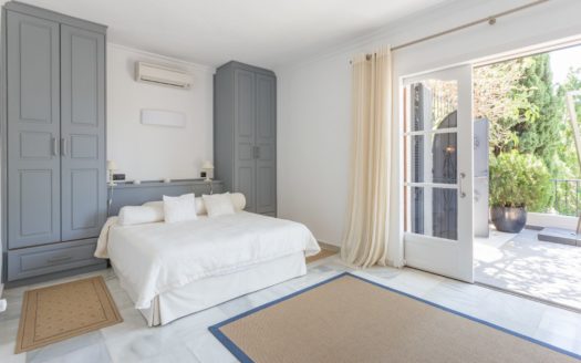 Villa de 5 dormitorios en Puerto del Almendro