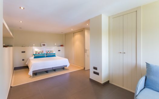 Villa de 5 dormitorios en Puerto del Almendro