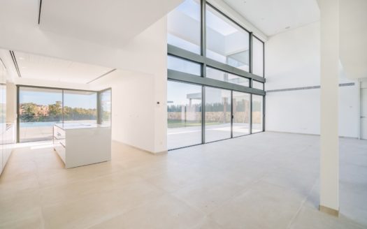 Villa de 4 dormitorios en Las Lomas del Conde Luque