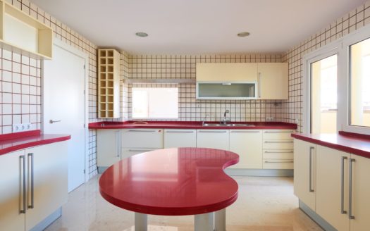 5 bedrooms Penthouse in Las Lomas del Marbella Club