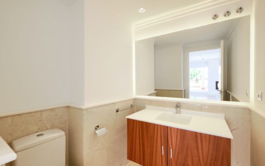 5 bedrooms Penthouse in Las Lomas del Marbella Club