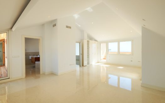 5 bedrooms Penthouse in Las Lomas del Marbella Club