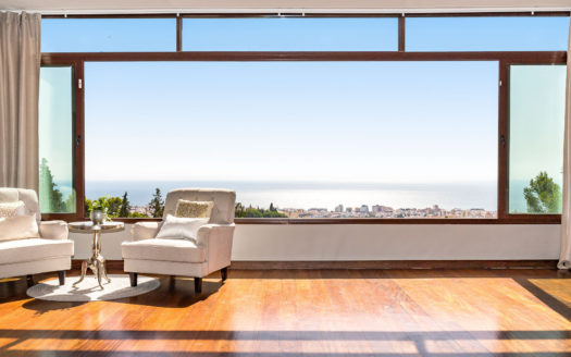 6 bedrooms Villa in La Montua