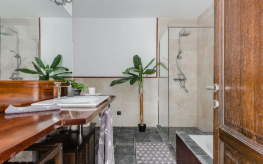 6 bedrooms Villa in La Montua