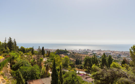 6 bedrooms Villa in La Montua