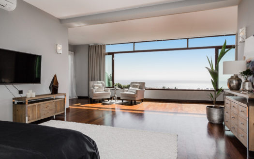 6 bedrooms Villa in La Montua