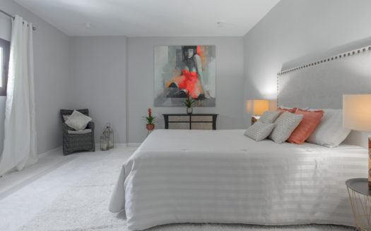 6 bedrooms Villa in La Montua