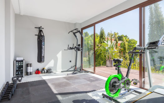 6 bedrooms Villa in La Montua