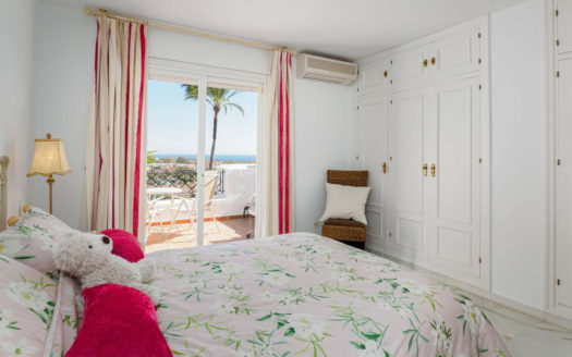 2 bedrooms Penthouse in El Paraiso Medio