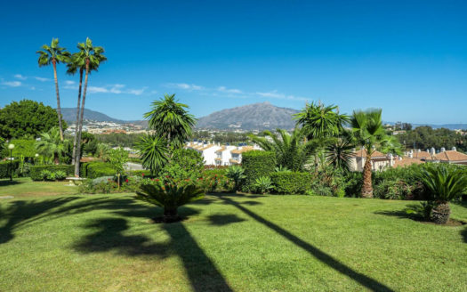 2 bedrooms Penthouse in El Paraiso Medio