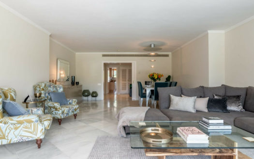 3 bedrooms Apartment in Nueva Andalucia