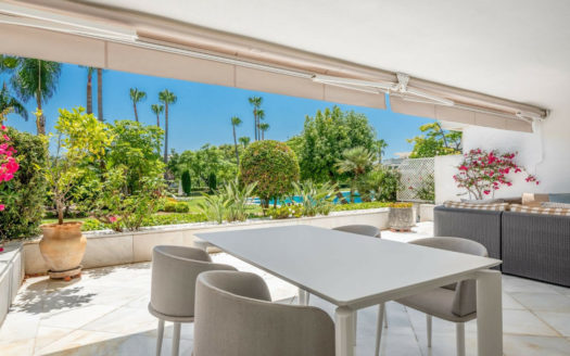 3 bedrooms Apartment in Nueva Andalucia