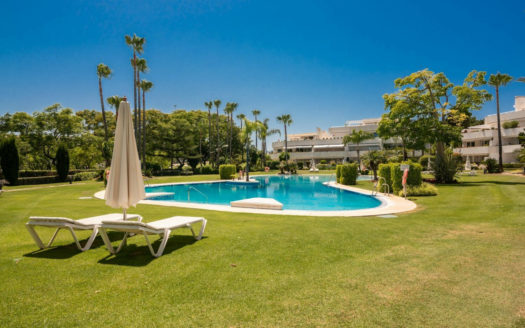 3 bedrooms Apartment in Nueva Andalucia