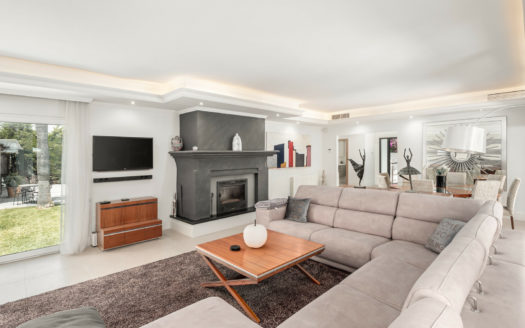 5 bedrooms Villa in Nueva Andalucia